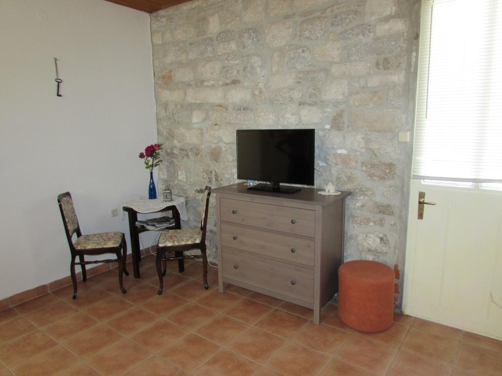 Apartments Madirazza Trogir Buitenkant foto